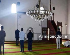 تعطيلی مسجد به بهانه مرخصی امام جماعت
