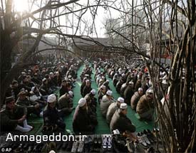 شکنجه مسلمانان در زندان‌های چین با اجبار به خوردن گوشت خوک و مشروبات الکلی